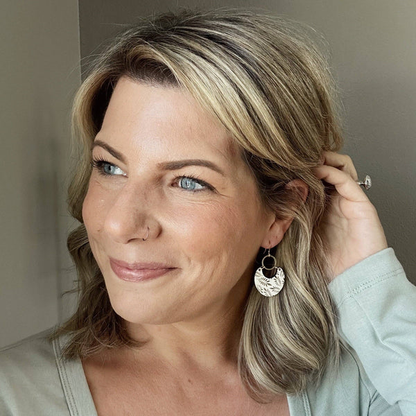 Nisqually | Honey Oak